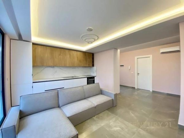 Tirane, jap me qera apartament 2+1 Kati 4, 110 m² 500 Euro