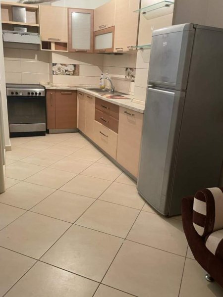 Tirane, jepet me qera apartament 2+1+BLK Kati 2, 105 m² 40.000 Leke (rruga 3 deshmoret)