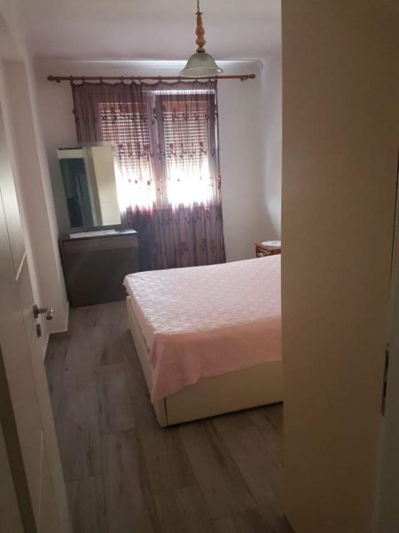 Tirane, jepet me qera apartament Kati 5, 68 m² 350 Euro