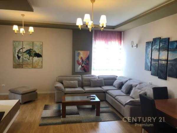 Tirane, jepet me qera apartament 2+1+A+BLK Kati 5, 110 m² 550  (Liqeni i Thate)