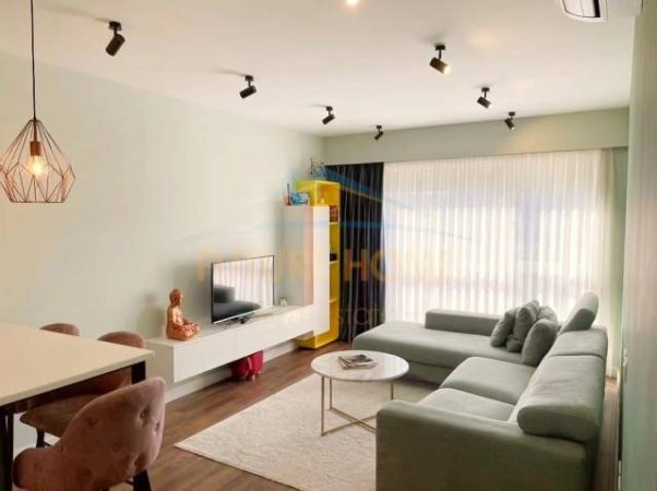 Tirane, shitet apartament 2+1+BLK Kati 5, 94 m² 150.000 Euro (STACIONI I TRENIT)