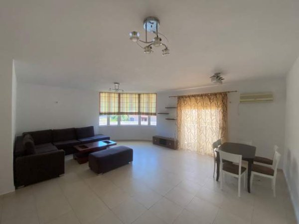 Tirane, jepet me qera apartament 3+1+BLK Kati 2, 120 m² 400 Euro (Zana Floqi)