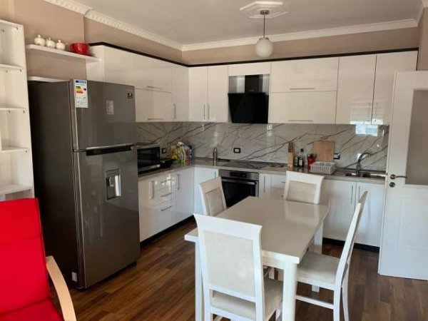 Tirane, jepet me qera apartament 1+1 Kati 6, 75 m² 550 Euro Rruga e Elbasanit,Ngjitur me Ambasaden Amerikane.