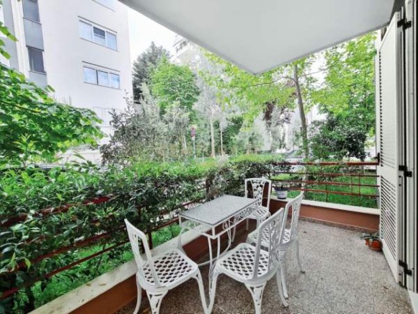 Tirane, jepet me qera apartament 2+1+A+BLK Kati 2, 150 m² 850 Euro (Liqeni i Thate)