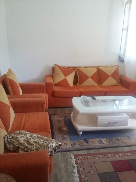 Shqiperi, jepet me qera Vile 1+1+BLK Kati 3, 65 m² 23.000 Leke (Hamdi Cenoymeri)