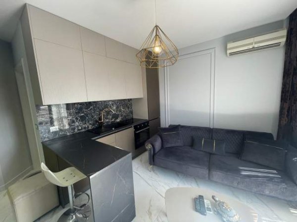 Tirane, jepet me qera apartament 1+1+BLK Kati 9, 70 m² 700 Euro (Zogu i Zi)