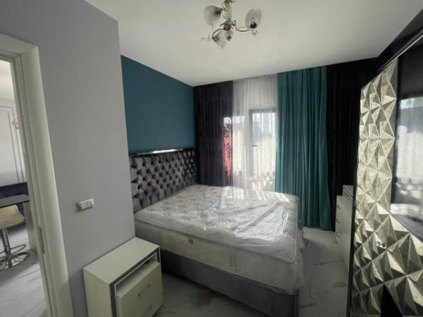Tirane, jepet me qera apartament 1+1+BLK Kati 9, 70 m² 700 Euro (Zogu i Zi)