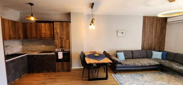 Tirane, jepet me qera apartament 2+1+BLK Kati 3, 105 m² 750  (21 Dhjetori)