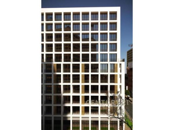 Tirane, shitet apartament 2+1+BLK Kati 5, 87 m² 123.000 Euro/m2 (Riza Cerova)