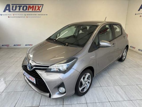 Tirane, shes makine Toyota YARIS Viti 2014, 12.900 Euro