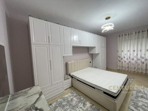 Tirane, jepet me qera apartament 2+1 Kati 1, 103 m² 400 Euro (Yzberisht Tirane)