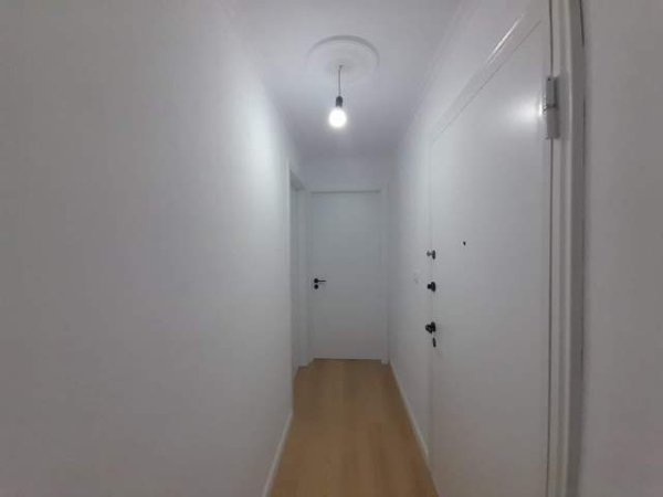 Tirane, shitet apartament 1+1+BLK Kati 2, 42 m² 78.000 Euro (Pazari i Ri)