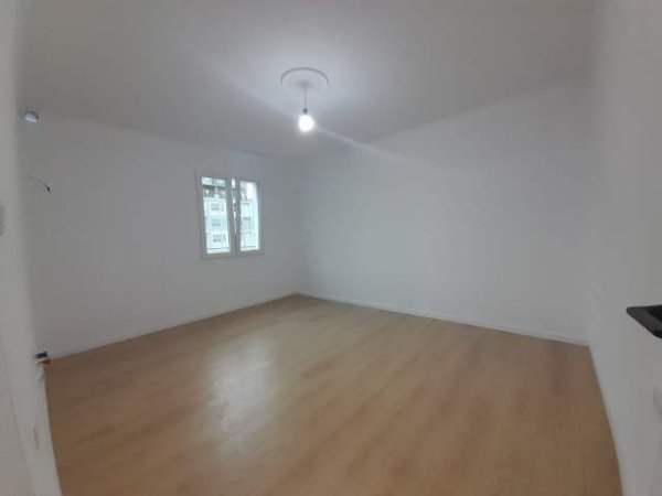 Tirane, shes apartament 1+1 Kati 4, 43 m² 78.000 Euro pazari i ri )