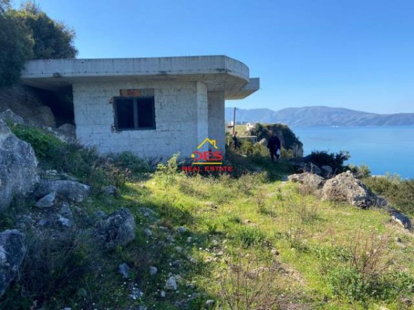 SHITET TRUALL + NDËRTESË NË JONUFËR, VLORË  300.000 Euro/Total