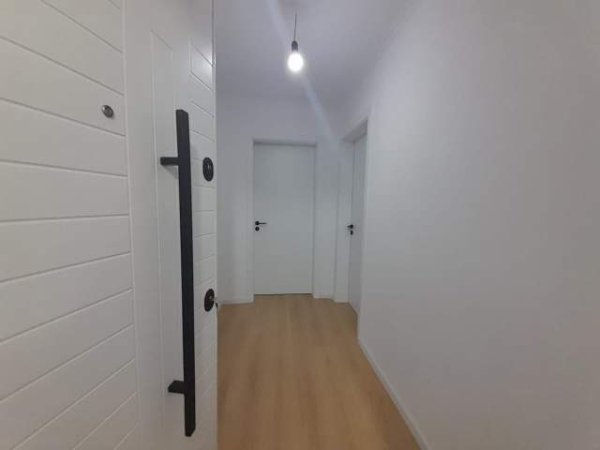 Tirane, shes apartament 1+1 Kati 4, 53 m² 92.000 Euro (Beqir Luga)