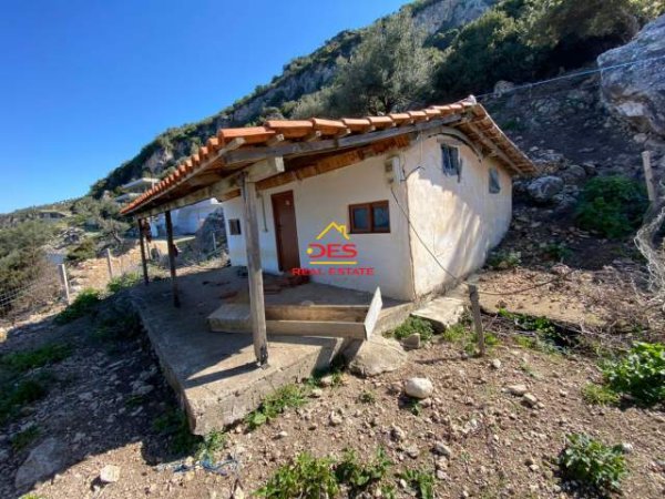 Vlore, shitet shtepi Kati 0, 600 m² 130.000 Euro (Jonufer,Vlore)