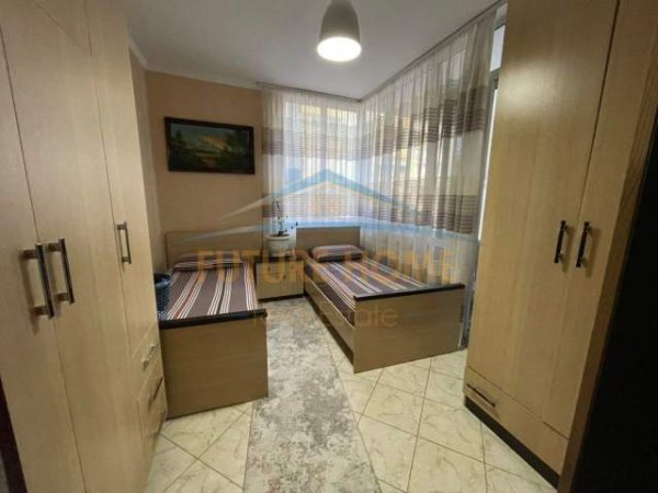 Tirane, jepet me qera apartament 2+1 Kati 3, 95 m² 400 Euro (Unaza E Re Astir)