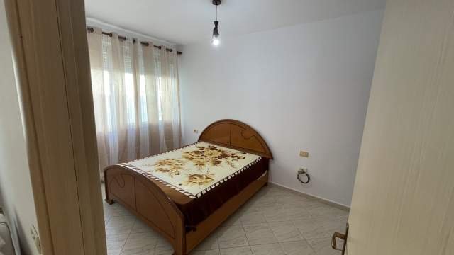 Tirane, jepet me qera apartament 1+1 Kati 5, 50 m² 30.000  (Rruga "Idriz Dollaku")
