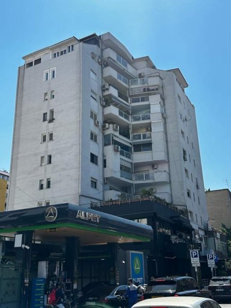 Tirane, shitet apartament 4+1+BLK Kati 9, 250 m² 590.000 Euro (Rruga Vaso Pasha)