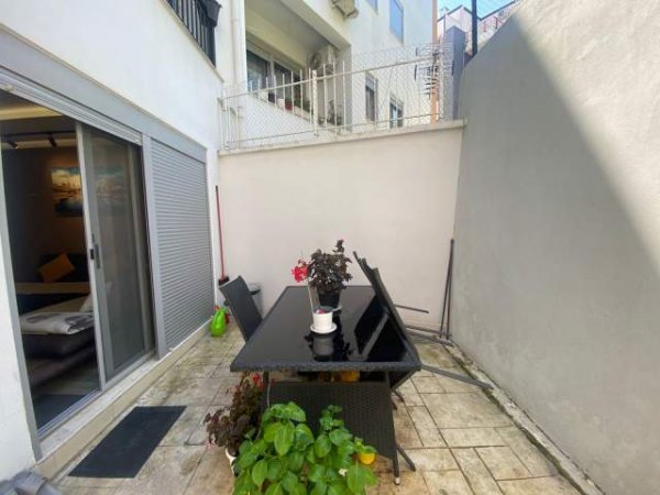 Tirane, jepet me qera apartament 1+1+BLK Kati 2, 100 m² 500 Euro Rr.Hamdi Sina tek Liqeni i Thate