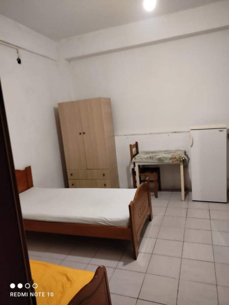 Tirane, jepet me qera garsonier 1+1 Kati 1, 37 m² 18.000 Leke (ASTIR)