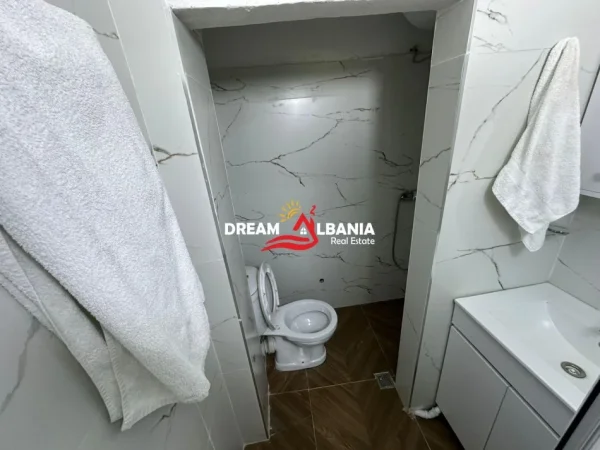 Tirane, shitet apartament 3+1 Kati 4, 85 m² 125.000 € (Allias prane Katrorit)