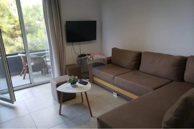 Shitet Apartament 2+1, Gjiri Lalezit. ID: 530521006-72