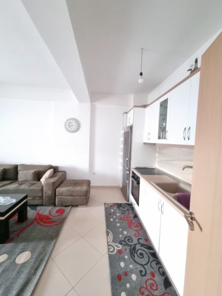 Tirane, shitet apartament 2+1+2 Ballkone Kati 6,  me diell 80% te dites. 94 m² 164.000 €