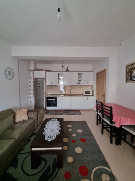 Tirane, shitet apartament 2+1+2 Ballkone Kati 6,  me diell 80% te dites. 94 m² 164.000 €