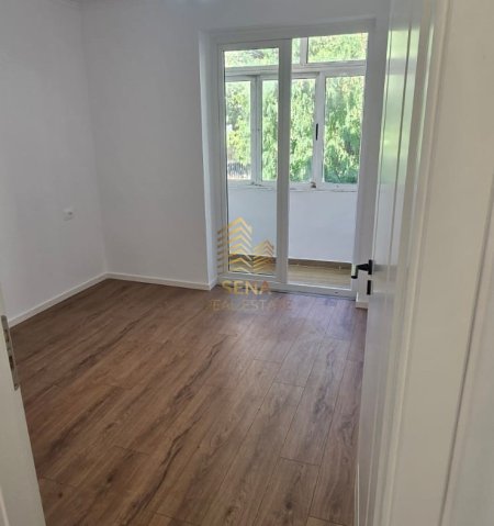 Tirane, shitet apartament 1+1 Kati 3, 42 m² 135.000 € (Mbrapa Gjykates se Rrethit, prane shkolles Pjeter Budi)