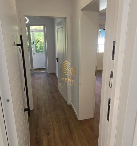 Tirane, shitet garsonier 1+1 Kati 3, 30 m² 95.000 € (Mbrapa Gjykates se Rrethit, prane shkolles Pjeter Budi)