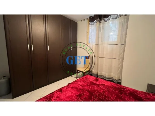 Durres, jepet me qera apartament 2+1 Kati 1, 92 m² 350 € 