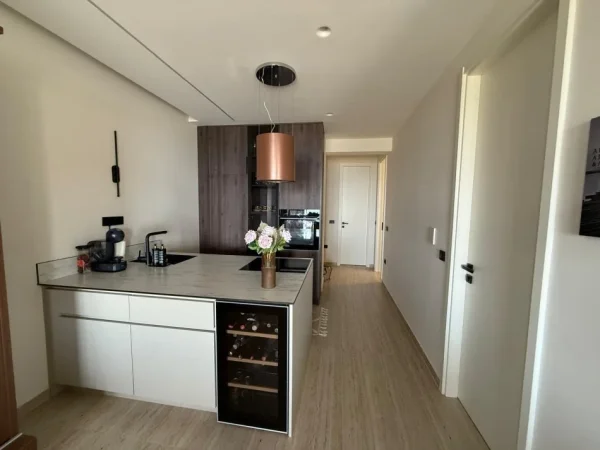 Mal i zi, shitet apartament 2+1+Ballkon , 109 m² 300.000 € 