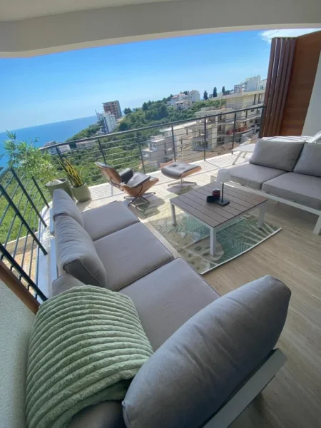 Mal i zi, shitet apartament 2+1+Ballkon , 109 m² 300.000 € 