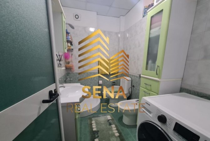 Tirane, jepet me qera apartament 1+1+Ballkon Kati 5, 70 m² 550 € (Rruga Kongresi i Manastirit)
