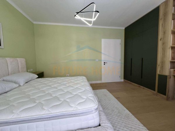 Tirane, shitet apartament 2+1+Ballkon Kati 3, 88 m² 145.000 € (UNAZA E RE)