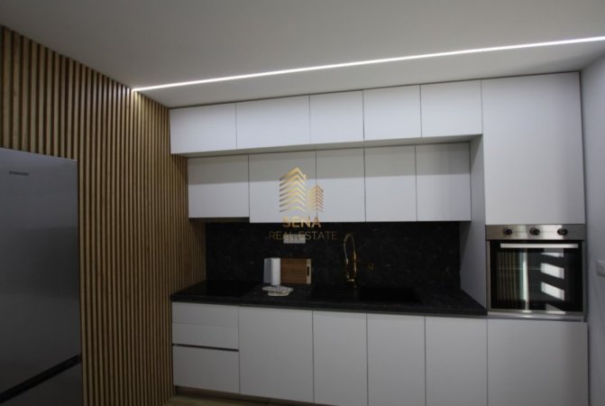 Tirane, jepet me qera apartament 1+1 Kati 1, 33 m² 550 € (Rruga e Kavajes)