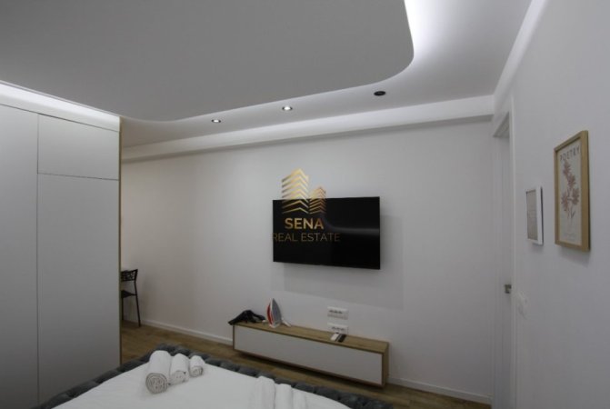 Tirane, jepet me qera apartament 1+1 Kati 1, 33 m² 550 € (Rruga e Kavajes)