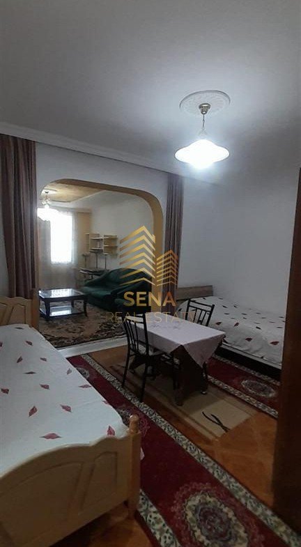 Tirane, jepet me qera apartament 1+1+Ballkon Kati 1, 80 m² 320 € (Prane TV Klan)