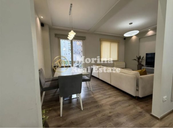 Tirane, jepet me qera apartament 2+1+Ballkon Kati 3, 97 m² 700 € (Kopshti Zoologjik)