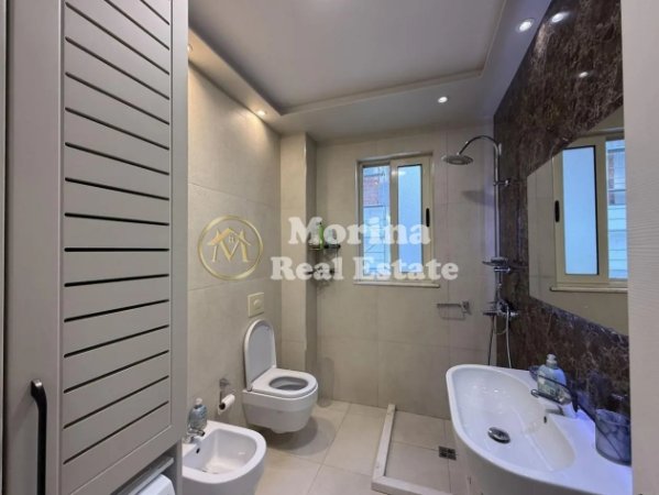 Tirane, jepet me qera apartament 2+1+Ballkon Kati 3, 97 m² 700 € (Kopshti Zoologjik)