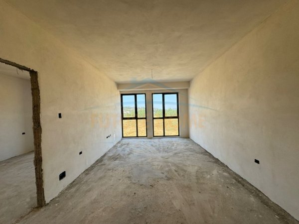 Tirane, shitet apartament 1+1+Ballkon Kati 3, 66 m² 90.000 € (URBAN GATE)
