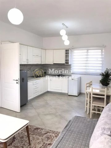 Tirane, jepet me qera apartament 2+1 Kati 1, 90 m² 370 € (Kamez)