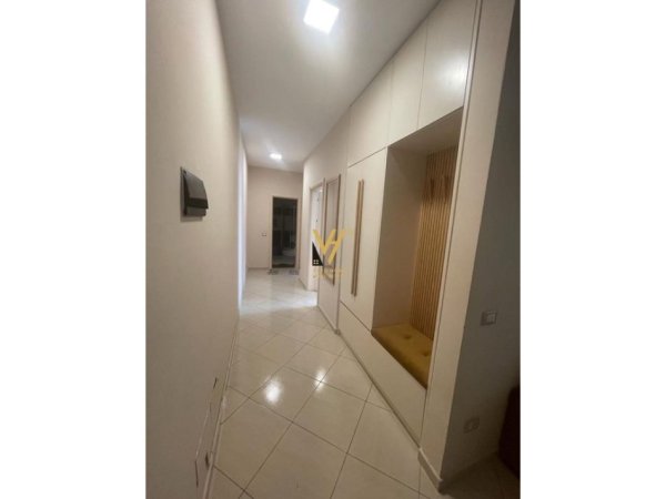 Tirane, shitet apartament 2+1+Aneks+Ballkon Kati 6, 116 m² 260.000 € (PRANE KOMPLEKSIT DELIJORGJIT)