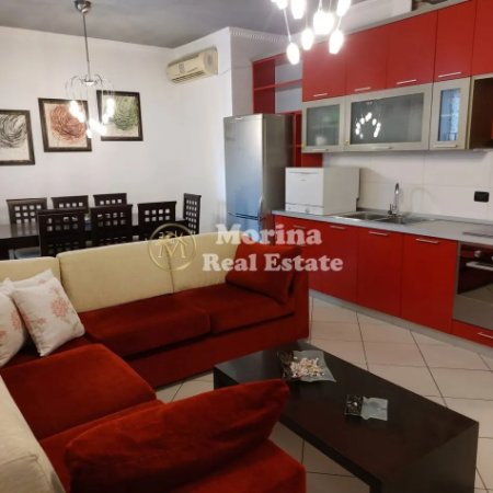 Tirane, jepet me qera apartament 2+1 Kati 8, 90 m² 600 € (Stacioni i Trenit)