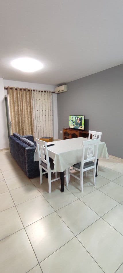 Tirane, jepet me qera apartament 1+1+Ballkon Kati 6, 60 m² 500 € (ndre mjeda)