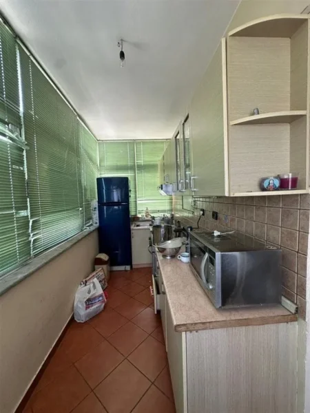 Tirane, shes apartament 2+1+Ballkon Kati 3, 117 m² 269.000 € (ish nisharaku)