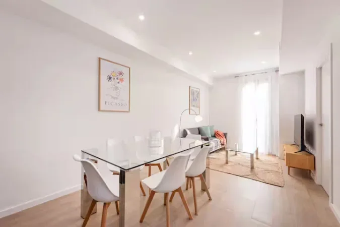 Tirane, jepet me qera apartament 2+1 Kati 2, 95 m² 750 € (don bosko)