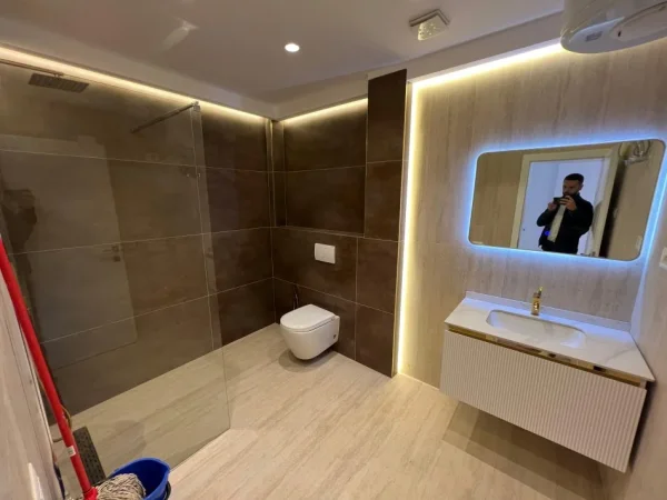 Tirane, shitet apartament 2+1 Kati 10, 100 m² 212.000 € (Prane deliorgjit)