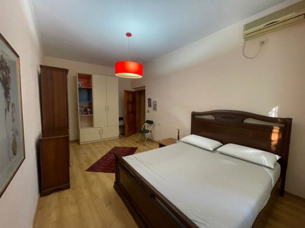 Tirane, jepet me qera apartament 2+1 Kati 2, 86 m² 500 € (medar shtylla)